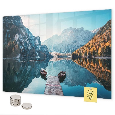 Magnetická tabule lodě na jezeře