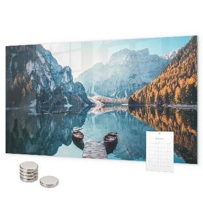 Magnetická tabule lodě na jezeře