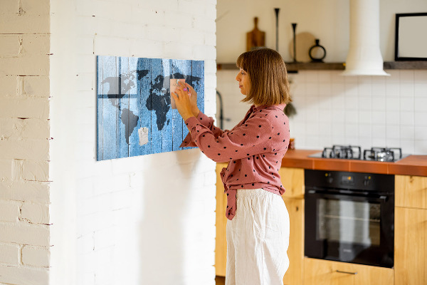 Popisovatelná magnetická tabule Mapa světa s místy, kde se daly pořídit fotografie