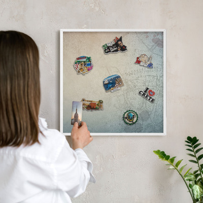 Kovové tabule na magnety bílý rám Stará mapa