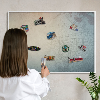 Kovové tabule na magnety bílý rám Stará mapa