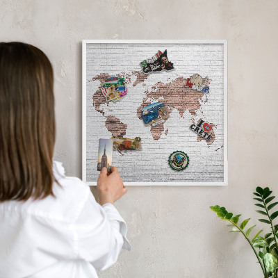 Kovové tabule na magnety bílý rám Mapa cihel