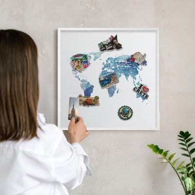 Nástěnky na magnety v bílém rámu Akvarelová mapa
