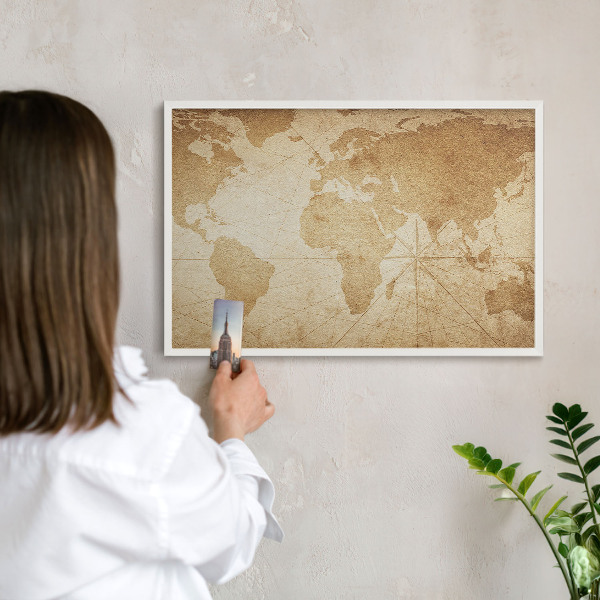 Nástěnky na magnety v bílém rámu Stará mapa