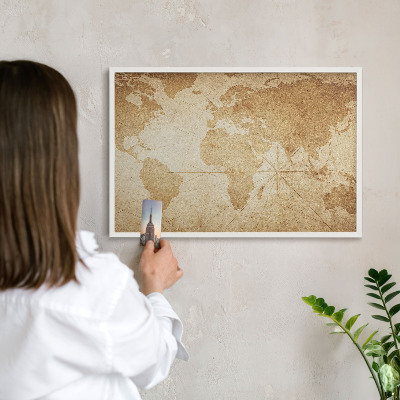 Nástěnky na magnety v bílém rámu Stará mapa