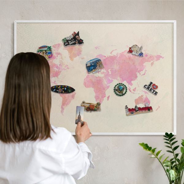Nástěnky na magnety v bílém rámu Mapa světa