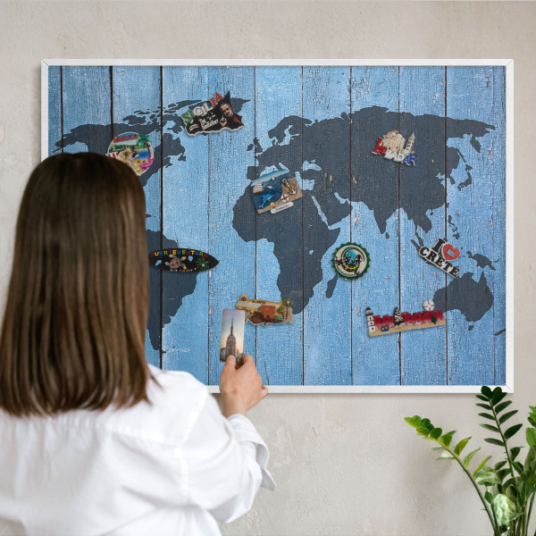 Nástěnky na magnety v bílém rámu Mapa světa