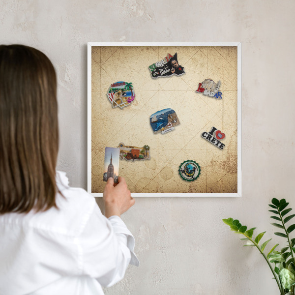 Nástěnky na magnety v bílém rámu Starověká mapa