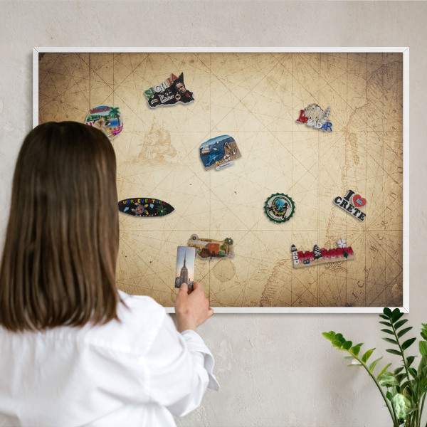 Nástěnky na magnety v bílém rámu Starověká mapa