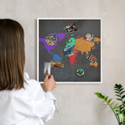 Kovové tabule na magnety bílý rám Barevná mapa