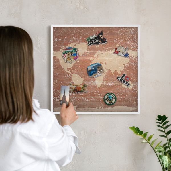 Kovové tabule na magnety bílý rám Mapa cihel