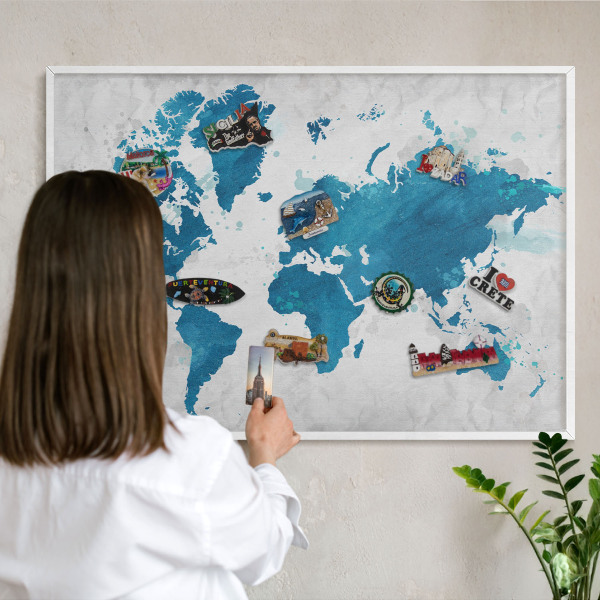 Nástěnky na magnety v bílém rámu Akvarelová mapa
