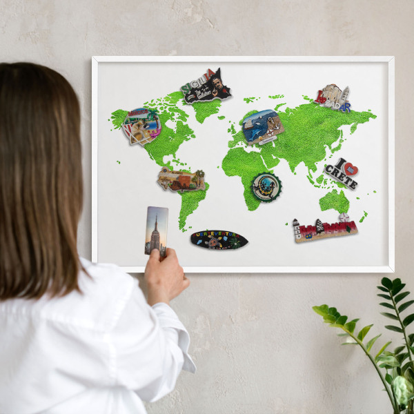 Nástěnky na magnety v bílém rámu Zelená mapa