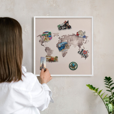 Kovové tabule na magnety bílý rám Mapa světa