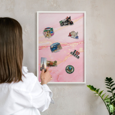 Kovové tabule na magnety bílý rám Růžová elegance