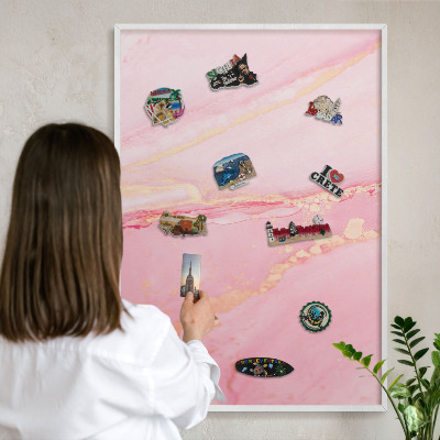 Kovové tabule na magnety bílý rám Růžová elegance