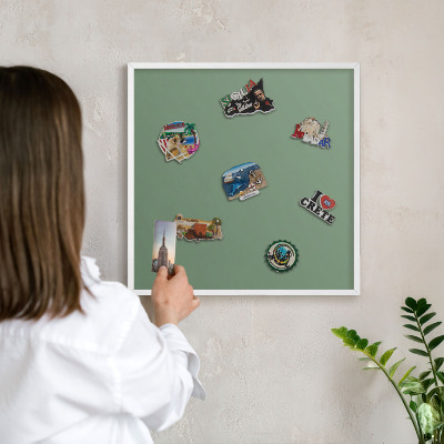 Kovové tabule na magnety bílý rám Tlumená zelená