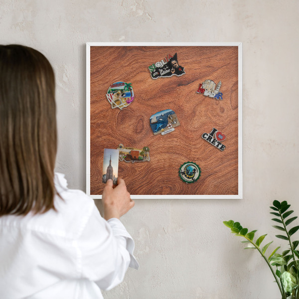 Kovové tabule na magnety bílý rám Dřevěná textura