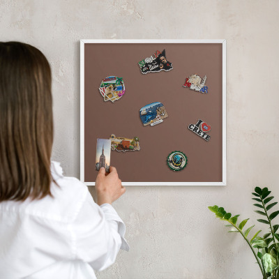 Nástěnky na magnety v bílém rámu Hnědá barva