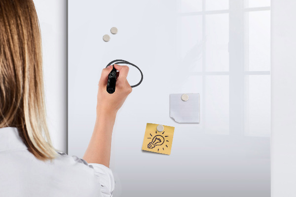 Magnetická psací tabule Uchování vzpomínek v moderním stylu