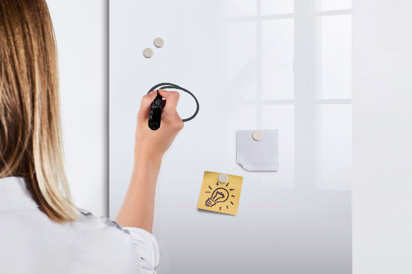 Magnetická psací tabule Uchování vzpomínek v moderním stylu