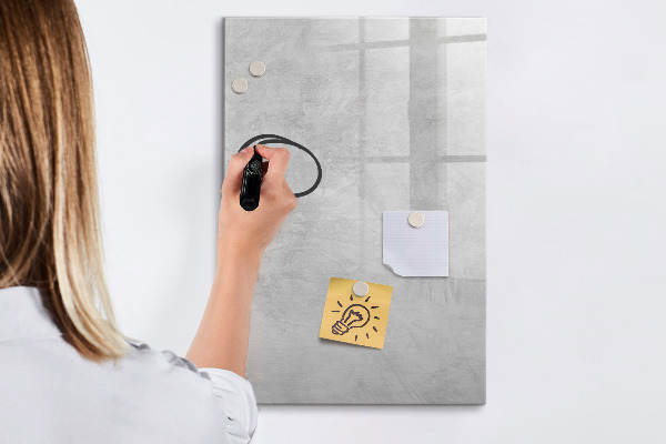Magnetická psací tabule Prostor pro prezentaci vzpomínek a poznámek