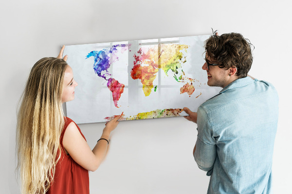 Magnetická psací tabule Barevná mapa světa s fotografiemi