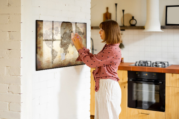Magnetická psací tabule Mapa světa s místy, kde se daly pořídit fotografie