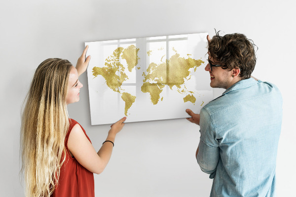 Popisovatelná magnetická tabule Mapa světa s prostorem pro fotografie