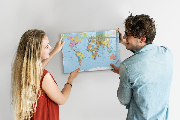 Popisovatelná magnetická tabule Mapa světa s osobními fotografiemi