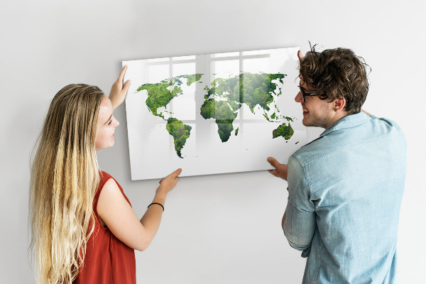 Magnetická psací tabule Zelená mapa světa s fotografiemi