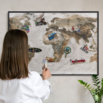 Ozdobné tabule na magnety v černém rámu Reliéfní mapa