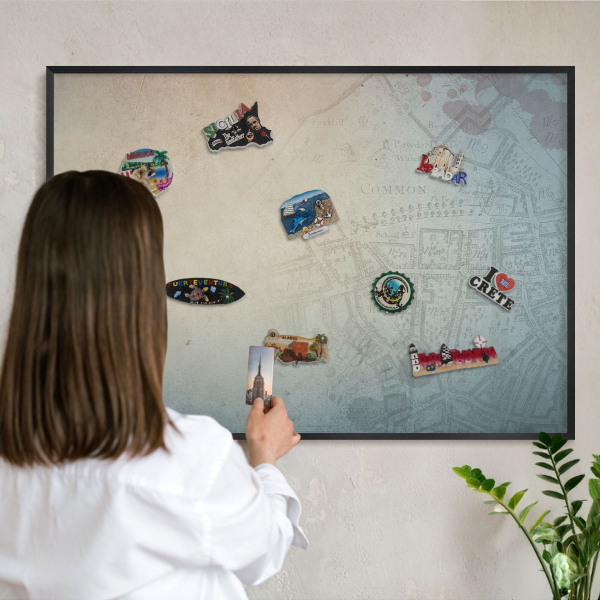 Tabule na magnety v rámech černé barvy Stará mapa