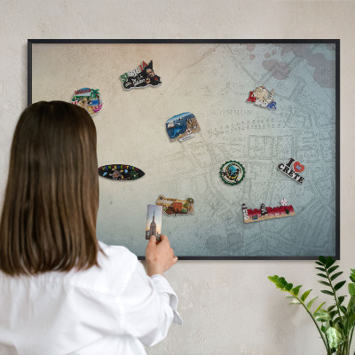 Tabule na magnety v rámech černé barvy Stará mapa