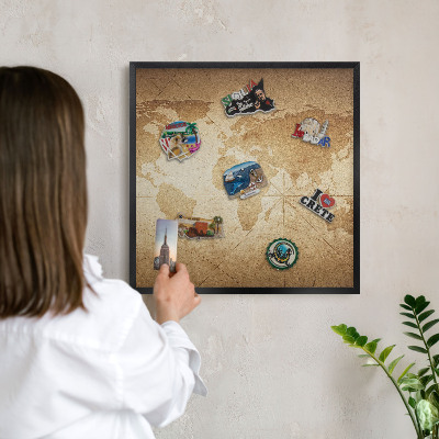 Ozdobné tabule na magnety v černém rámu Stará mapa
