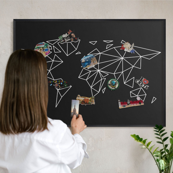 Ozdobné tabule na magnety v černém rámu Mapa světa