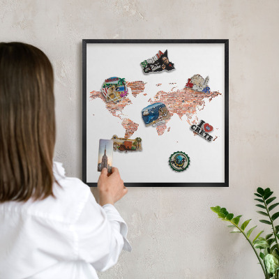 Tabule na magnety v rámech černé barvy Mapa cihel