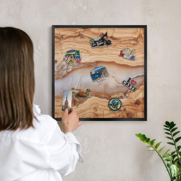 Tabule na magnety v rámech černé barvy Dřevěná elegance