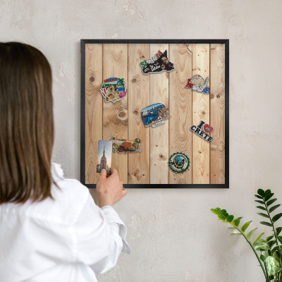 Tabule na magnety v rámech černé barvy Dřevěné desky