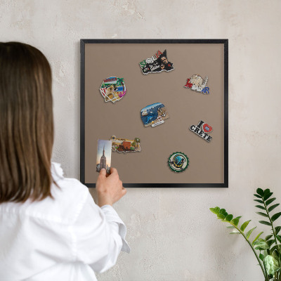 Tabule na magnety v rámech černé barvy Neutrální hnědá