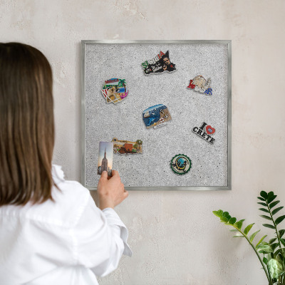 Tabule na magnety na zeď stříbrný rám Šedá textura