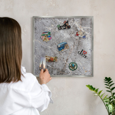 Tabule na magnety z dovolené ve stříbrném rámu Vzorovaný mramor