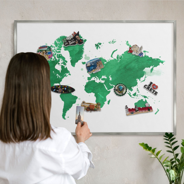 Tabule na magnety z dovolené ve stříbrném rámu Zelená mapa