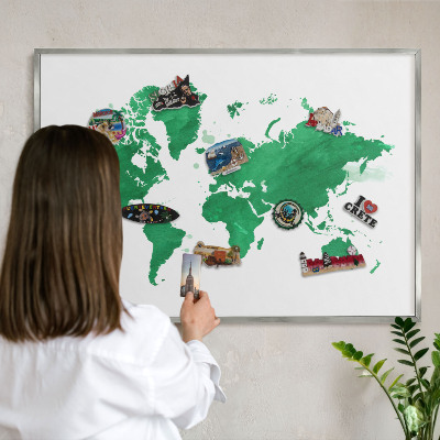 Tabule na magnety z dovolené ve stříbrném rámu Zelená mapa