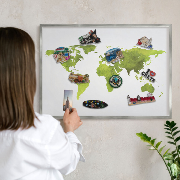 Tabule na magnety na zeď stříbrný rám Zelená mapa