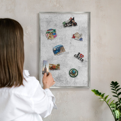 Tabule na magnety na zeď stříbrný rám Surový beton