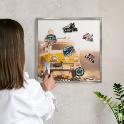 Tabule na magnety z dovolené ve stříbrném rámu Retro cestování