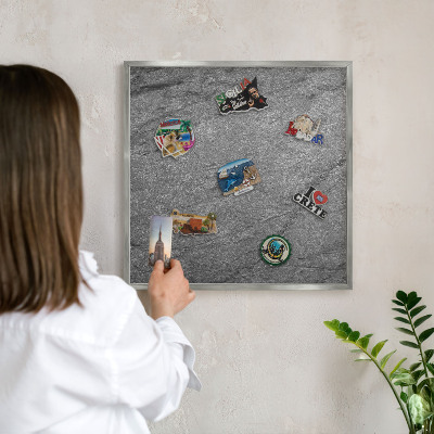 Tabule na magnety z dovolené ve stříbrném rámu Šedý kámen