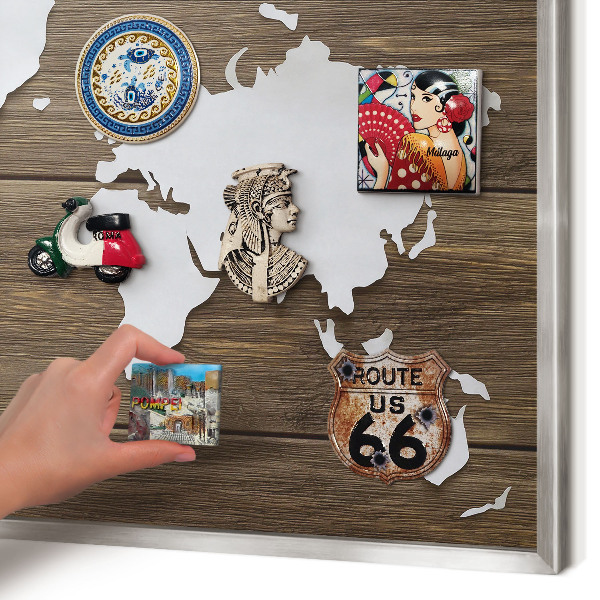 Tabule na magnety z dovolené ve stříbrném rámu Dřevěná mapa