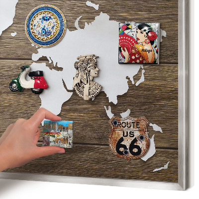 Tabule na magnety z dovolené ve stříbrném rámu Dřevěná mapa